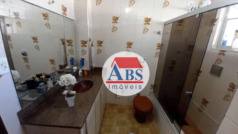 Imagem Apartamento com 3 dormitórios à venda, 167 m² por R$ 720.000 - Pompéia - Santos/SP a uma quadra da praia