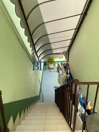 Imagem Sobrado À Venda Com 170M² -3 Quartos - 4 Vagas!!Na Agua Rasa!