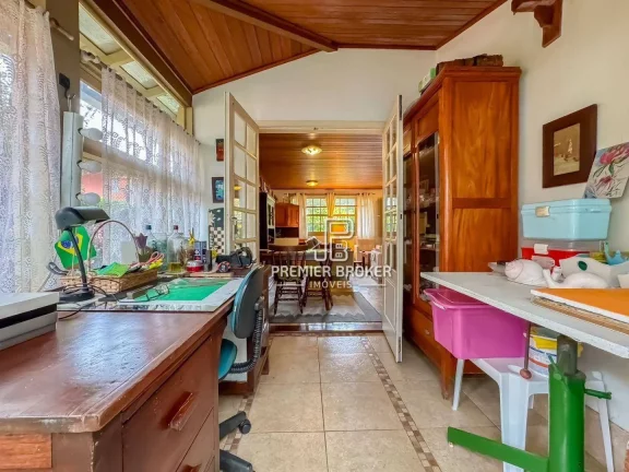 Imagem Casa à venda, 112 m² por R$ 680.000,00 - Albuquerque - Teresópolis/RJ