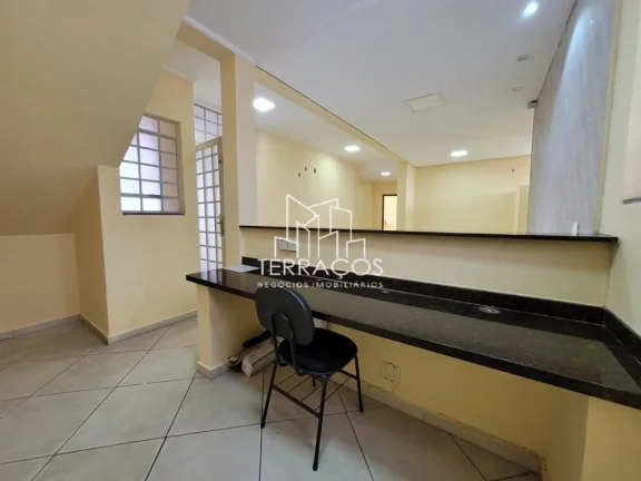 Imagem VENDE-SE PRÉDIO COMERCIAL 453m²AC - 12 VAGAS COBERTAS - PONTE SÃO JOÃO, JUNDIAÍ-SP