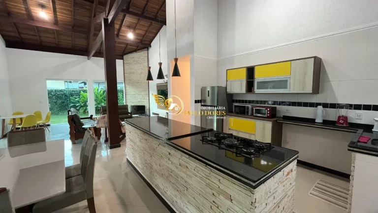 Imagem AMPLA CASA RECÉM REFORMADA EM CONDOMÍNIO FECHADO-UBATUBA SP