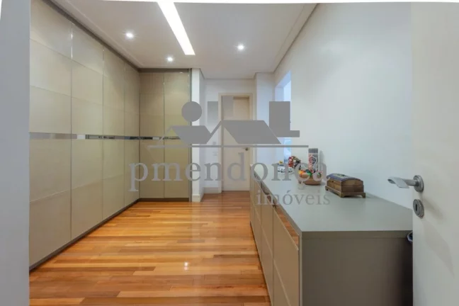 Imagem Apartamento Alto da Lapa com 4 sui­tes e 5 vagas, 366 m2