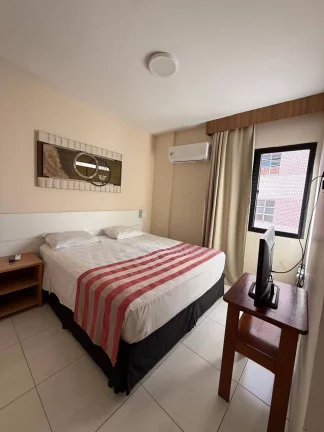 Imagem Flat com 1 Quarto e 1 banheiro à Venda, 36,48m² no CORAÇÃO DO GONZAGA!