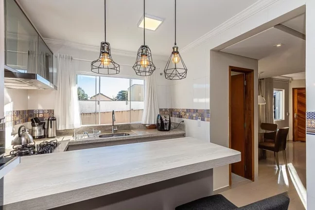 Imagem Sobrado com 3 suítes em condomínio no Santo Inacio