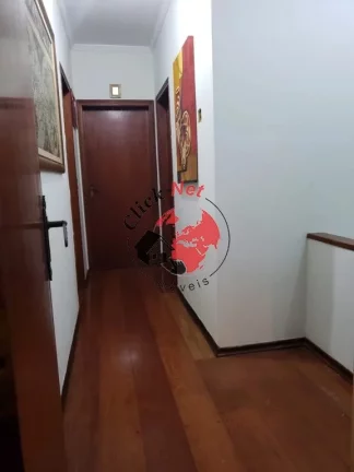 Imagem Sobrado com 3 dormitórios e 4 vagas à Venda no bairro Santa Terezinha, São Bernardo do Campo