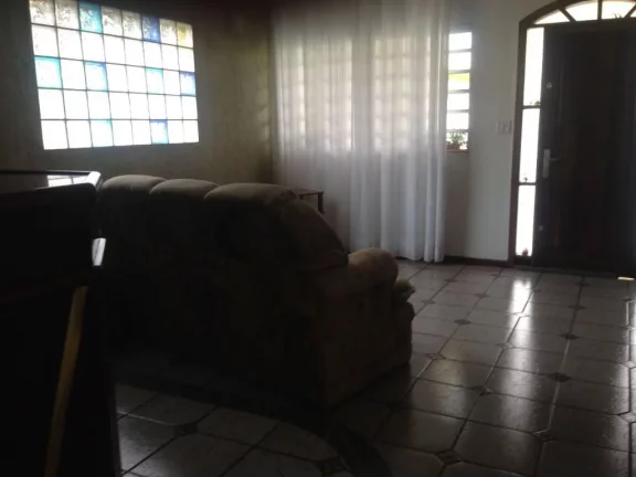 Imagem Casa com 3 dormitórios, 234 m² - venda por R$ 750.000,00 ou aluguel por R$ 4.680,00/mês - Vila Correa - Ferraz de Vasconcelos/SP