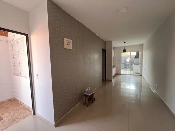 Imagem Casa em Condomínio para Venda em Cuiabá / MT no bairro Jardim Imperial