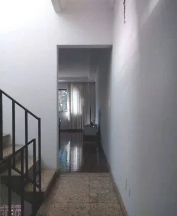 Imagem Sobrado Vila Gilda com 201m² com 3 dormitorios, 4 vagas de Garagens