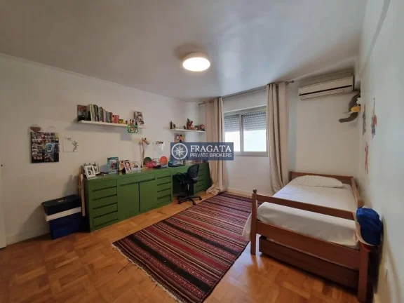 Imagem Apartamento Jardim Paulista Reformado - 230M², 3 Dorms, 1 Suíte, 2 Vagas Determinadas, Varanda, Armários Embutidos, Despensa, Split.