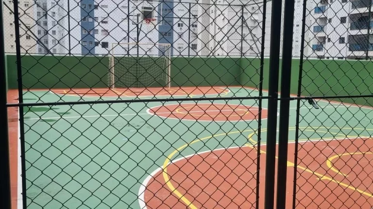 Imagem APARTAMENTO AMPLO REFORMADO COM 2 VAGAS DE GARAGEM LAZER NO PRÉDIO