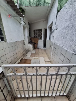 Imagem Casa t?(C)rrea para alugar a 400 metros do Metrô Vila Prudente. 2 dormitóorios + quartinho para escritório.