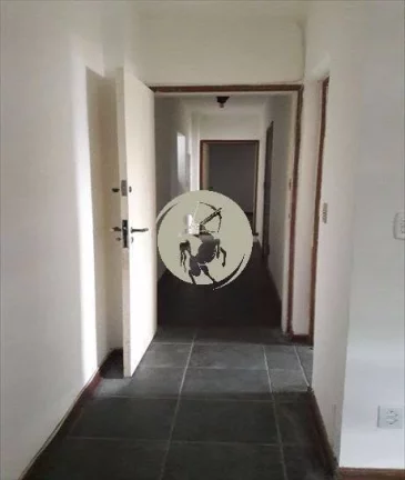 Imagem OPORTUNIDADE!!! PARA INVESTIDORES APARTAMNTO GRANDE, FRENTE, COM ELEVADOR, LOCALIZAÇÃO PREVILEGIAD...