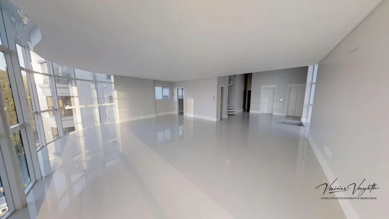 Imagem Cobertura para Venda em Balneário Camboriú / SC no bairro Centro