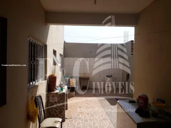 Imagem Casa / Sobrado para Venda em Tatuí, Residencial Astória, 4 dormitórios, 1 suíte, 2 banheiros, 2 vagas