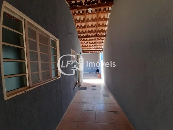 Imagem Linda Casa em Condomínio Fechado.!!