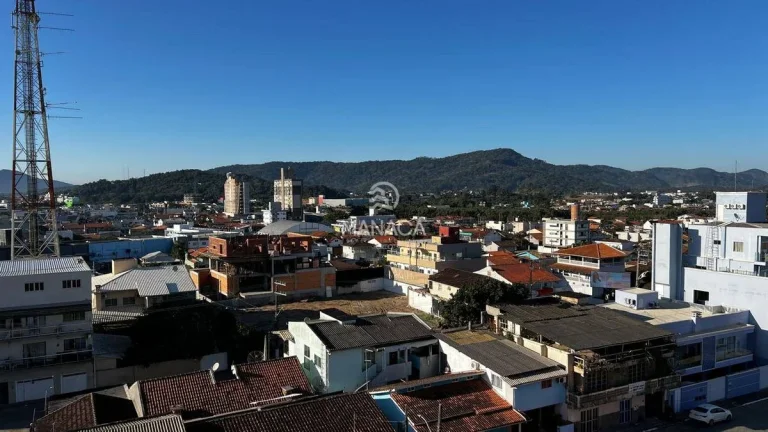 Imagem Apartamento com 3 quartos, localizado no centro de Baln. Piçarras