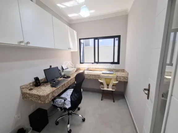 Imagem Casa à venda no Condomínio Madre Maria Vilac - Valinhos/SP

Este elegante sobrado, muito bem conse...