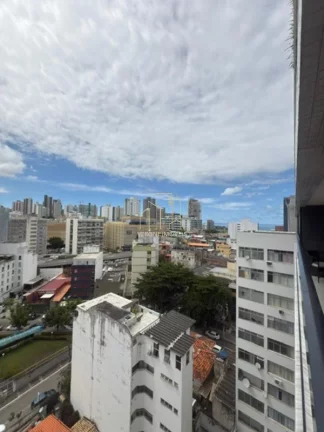 Imagem Excelente apartamento decorado com três quartos varanda a venda na Barra