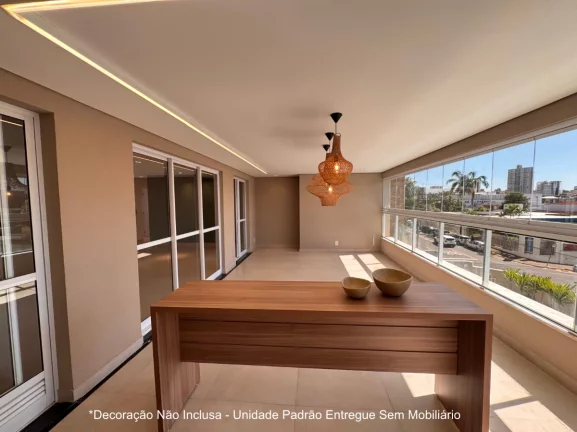 Imagem Apartamento tipo para venda em Centro com 3 quartos, sendo 3 suítes, 180m2
