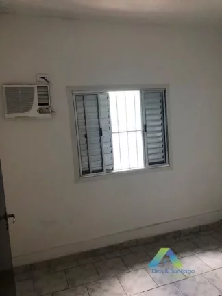 Imagem SANTO ANDRÉ Sobrado 225 metros, 4 dormitórios, EDICULA, 2 vagas, rua sem saída com tranquilidade e segurança ótimo valor e localização !!!