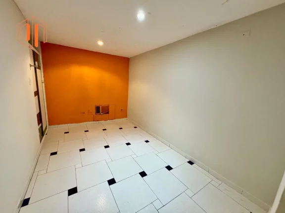 Imagem Sala Comercial para Venda em Curitiba, Centro, 2 banheiros