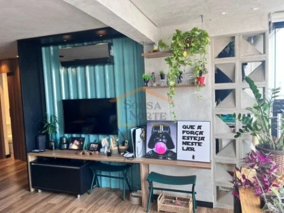 Imagem Apartamento 2 dormitórios totalmente modificado por arquiteto, sendo 1 suíte, sala para 2 ambiente...
