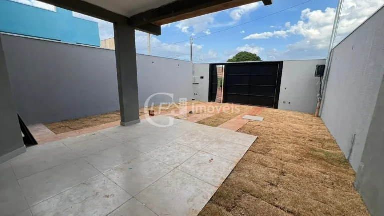 Imagem Imperdível oportunidade de casa à venda em Campo Grande-MS, Jardim Tijuca! 3 quartos, 1 suíte, 2 salas, 1 banheiro, 2 vagas de garagem, 93,72m².