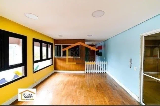 Imagem Apartamento mobiliado, 3 dormitórios, sendo 1 suíte, 79m² de área útil, 2 vagas de garagem e um...