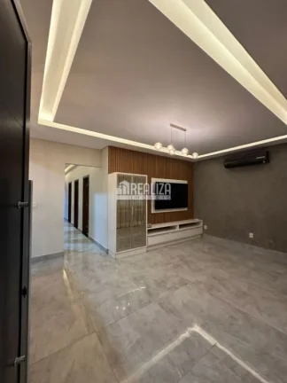 Imagem Casa com 3 dormitórios no Jardim Espanha, em Uberaba