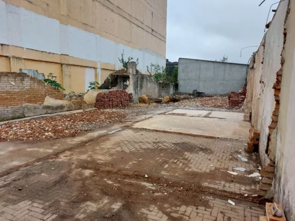 Imagem Terreno à venda, 265 m² por R$ 500.000,00 - Centro - Suzano/SP