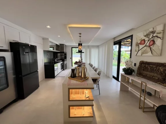 Imagem Casa Alto Padrão para Venda em Florianópolis / SC no bairro Ingleses do Rio Vermelho