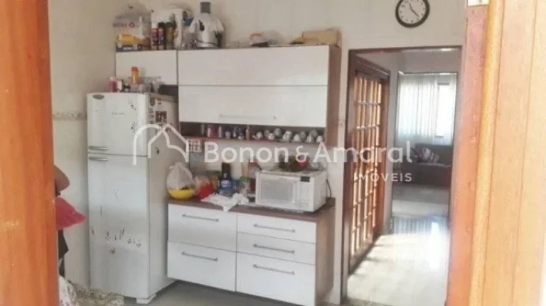 Imagem Casa em condomínio com 217 m² e 3 quartos