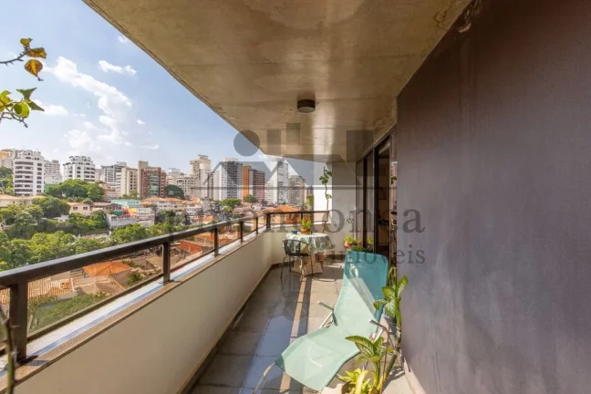 Imagem Apartamento de Alto Padrão com vista espetacular para o vale do Pacaembu.