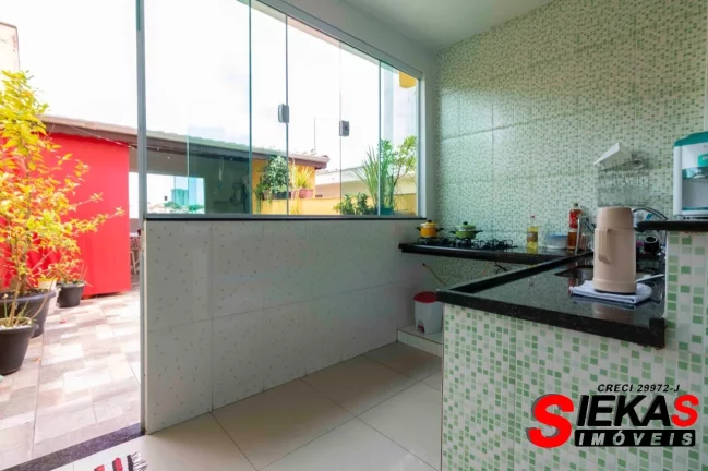 Imagem Imperdível: Casa à venda em São Paulo-SP, bairro Altos de Vila Prudente! 3 quartos, 1 sala, 3 vagas, 150m². Confira já!