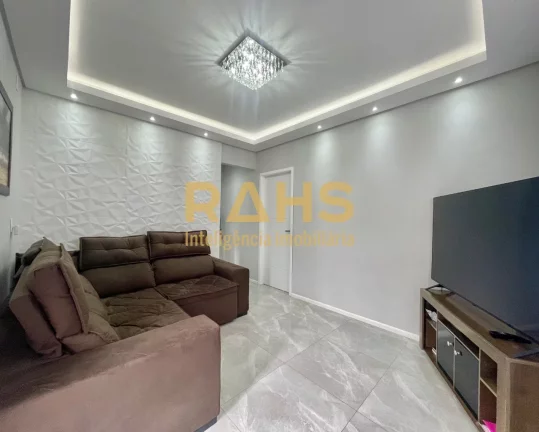 Imagem Casa Plana Parcialmente Averbada, aceita financiamento, com 1 suíte e 2 quartos, 2 vagas de garagem...