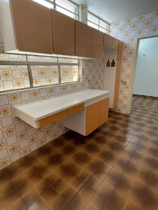 Imagem Casa comercial na rua Santa Clara - Centro - Bragança Paulista