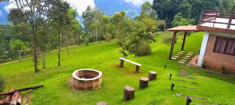 Imagem Exclusividade e Natureza: O Refúgio Definitivo no Coração do Paiol Grande