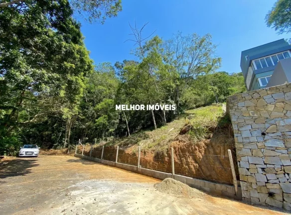 Imagem Terreno á venda com Linda Vista Mar localiado na praia do Estaleirinho em Balneário Camboriú