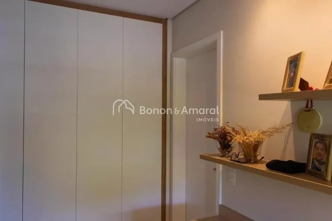 Imagem Apartamento com 3 quartos e 2 suítes à venda em Campinas - SP.

Imóvel amplo com 3 quartoscom arm...