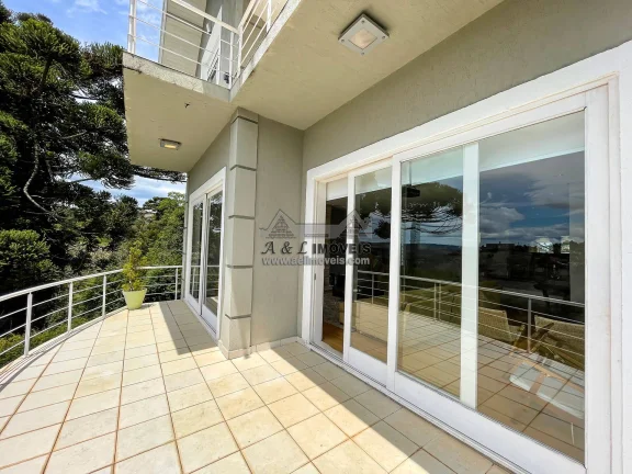 Imagem Casa à venda em Campos do Jordão – Com 7 suítes e vista panorâmica