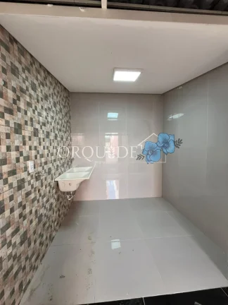 Imagem Casa à venda no bairro Eldorado em Rio Verde-GO: 3 quartos, 1 suíte, 1 sala, 2 banheiros, 4 vagas de garagem, 200m² de área