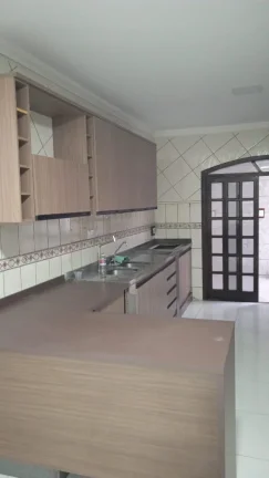 Imagem Casa Residencial à venda na região central de Foz do Iguaçu PR