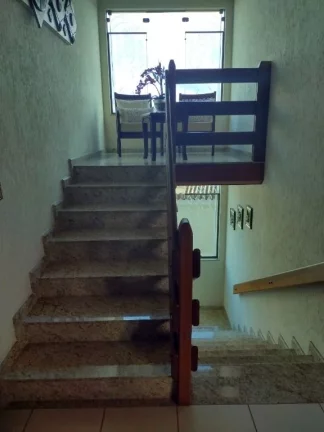 Imagem Sobrado à venda, 426 m² por R$ 1.800.000,00 - Centro - Mogi das Cruzes/SP