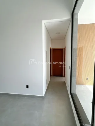 Imagem Descubra o conforto e a praticidade desta encantadora casa no Condomínio Terras da Estância. Com u...