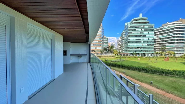 Imagem Apartamento com 4 dormitórios à venda, 140 m por R$ 9.800.000,00 - Riviera