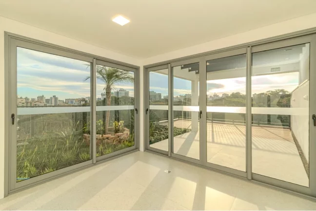 Imagem Apartamento à venda em Porto Alegre, Farroupilha, com 1 quarto, 37m2