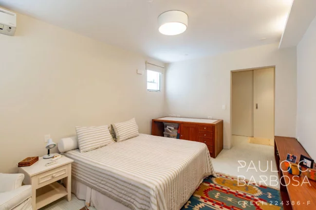Imagem Vila Madalena Venda - 3 Suítes - 3 Vagas - Piscina aquecida - 180m²