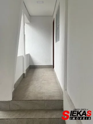 Imagem Impecável casa para locação em São Paulo-SP, bairro Jardim Vila Formosa: 2 quartos, 1 sala, 1 banheiro, 4 vagas, 100m²!