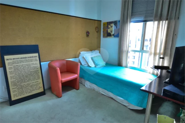Imagem Cobertura à venda com 4 quartos, sendo 4 suítes, no condomínio Piazza Rotonda, São Paulo - SP