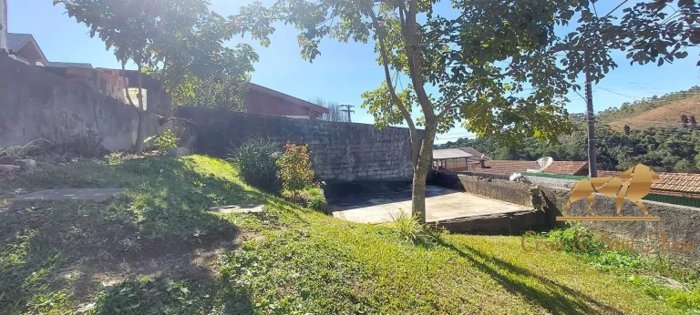 Imagem Casa, a venda, com 02 dormitórios em Campos do Jordão/SP.
